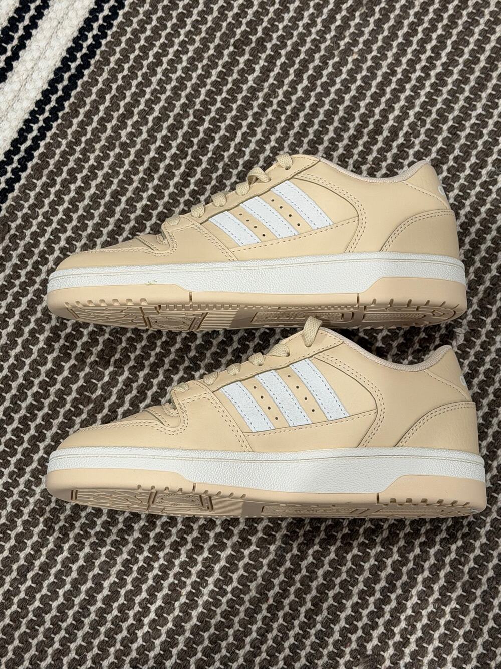 Youth ADIDAS Break Start Low Shoes